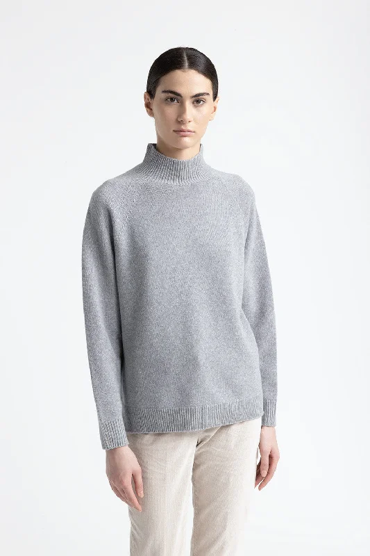 Wool, silk and cashmere sweater Welt Pockets Slit Pockets Flap Pockets