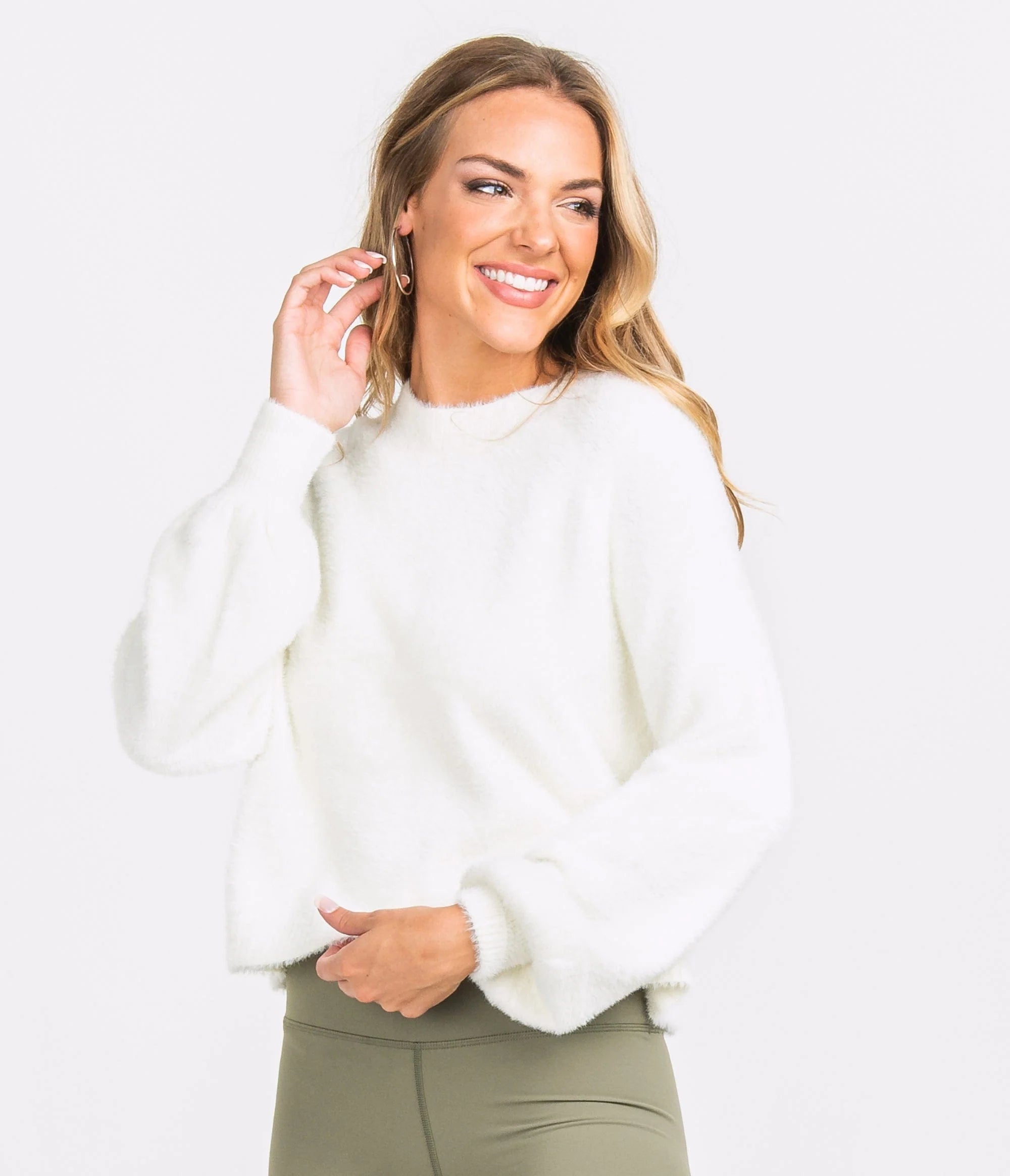 SSCO - Cropped Feather Knit Sweater (Off White) FINAL SALE Oversized Loose Flowy