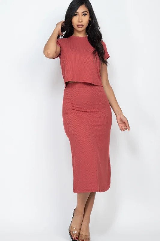 Ribbed Top with Short Sleeves and Midi Skirt Set silk skirt elegant