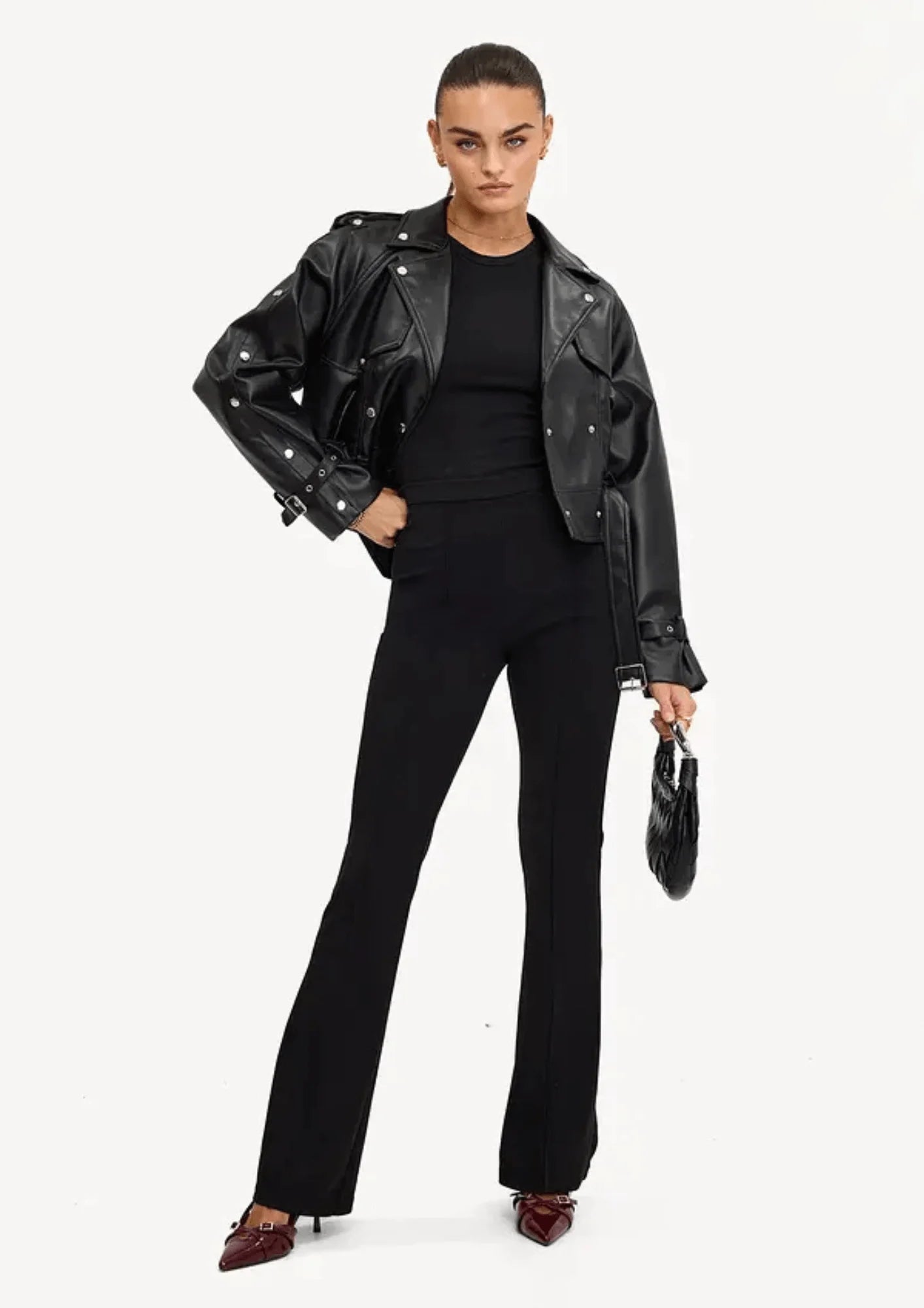 BLACK FLARED TROUSERS Trousers chic elegant