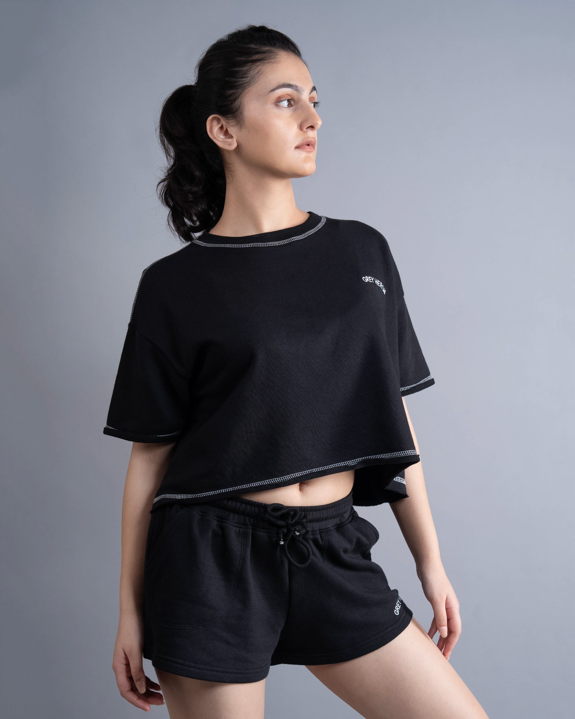OVERLOCK STITCH CLASSIC OVERSIZE CROP TOP Casual Formal Business