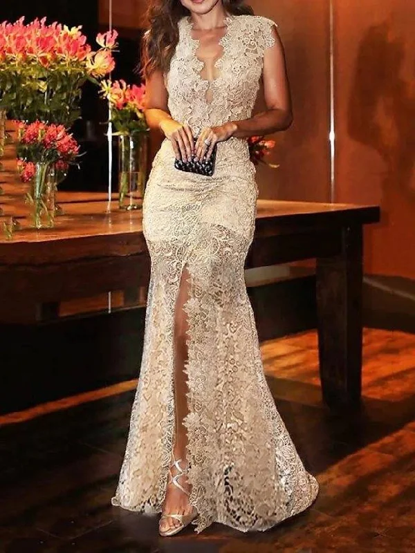Mermaid / Trumpet Sexy Floral Engagement Formal Evening Dress V Neck Sleeveless Sweep / Brush Train Lace with Split Tunics Handmade artisanal