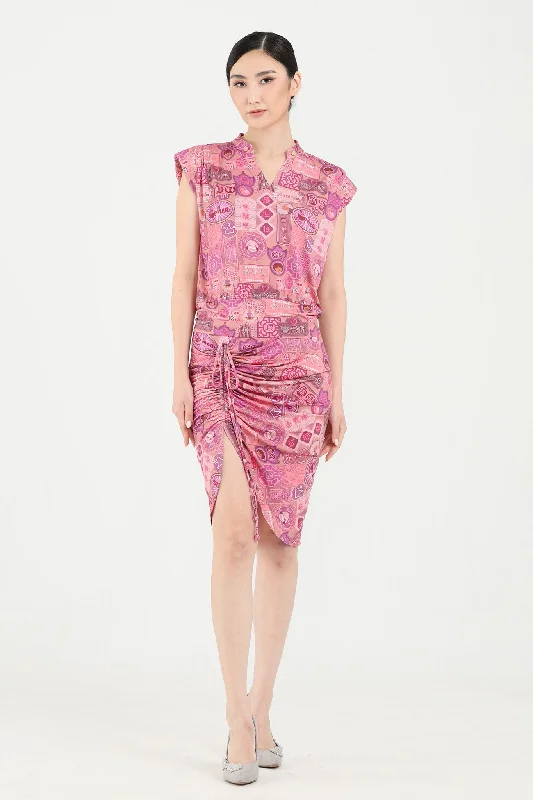 PATSY Canton-slang Print Jersey Top (Pink) Burgundy Jersey Tee