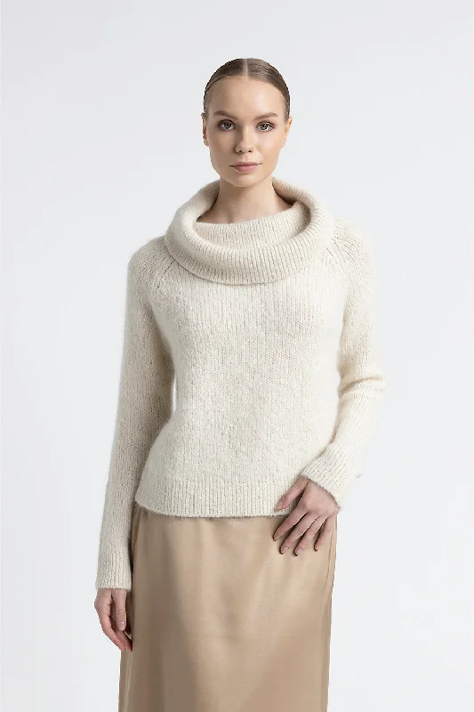Alpaca and mohair bare shoulder sweater Turtle Neck Boat Neck Asymmetrical Neck