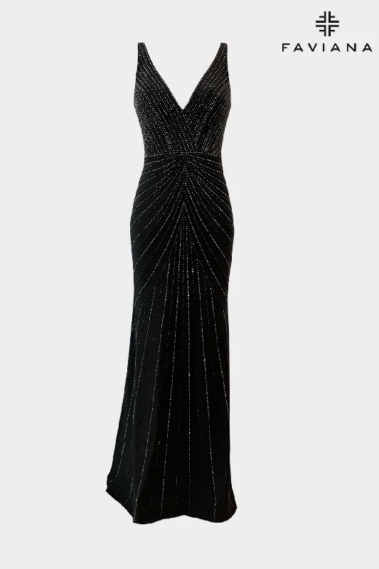 Long V Neck Dress With V Neckline And Linear Beaded Pattern Tunics Chinos classic