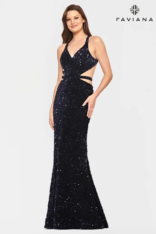 Long Velvet Sequin Prom Dress With Halter Neckline And Cutouts Tunics Chic fashionable