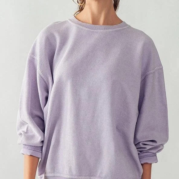 Urban Daizy Emily Oversized Vintage Wash Sweater in Lavender Chenille Brocade Lace