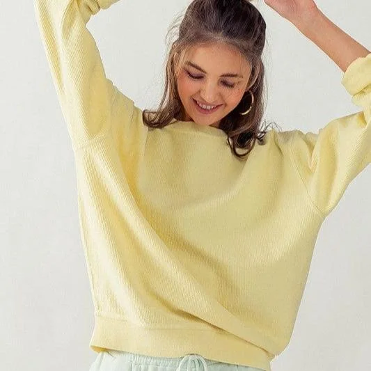 Urban Daizy Emily Oversized Vintage Wash Sweater in Lemonade Herringbone Houndstooth Plaid