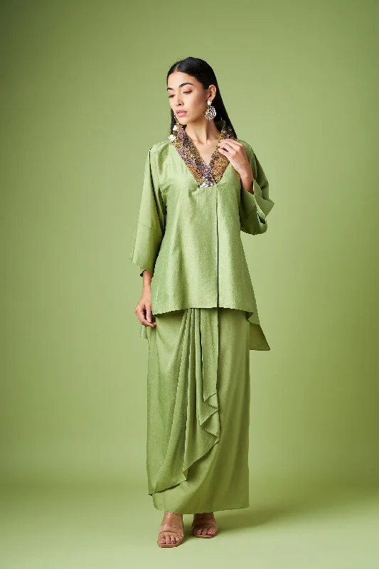 Green Kimono Kaftan Skirt Co-Ord Set With Metallic Neck Embellishment wool skirt sturdy