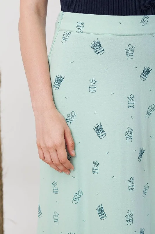 Irma maxi skirt in light green. summer skirt style