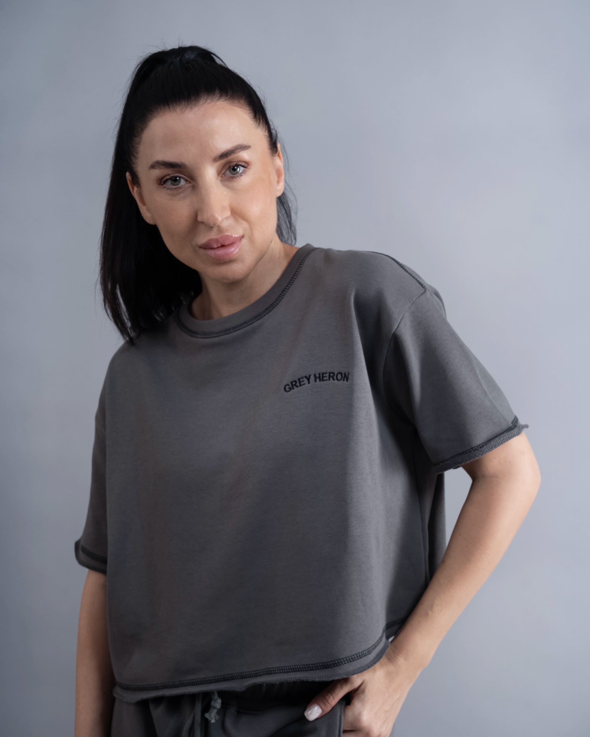 OVERLOCK STITCH CLASSIC OVERSIZE CROP TOP Modern Contemporary Chic