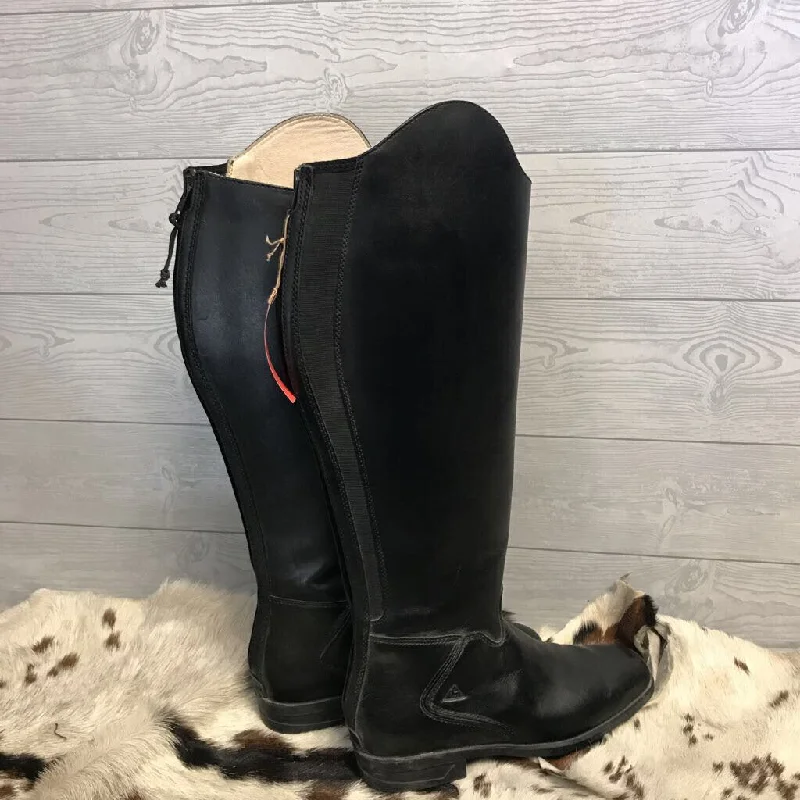 Dress boots