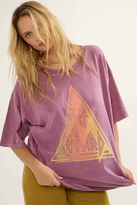 Def Leppard Pyramid Logo Distressed Graphic Tee Modern Contemporary Chic
