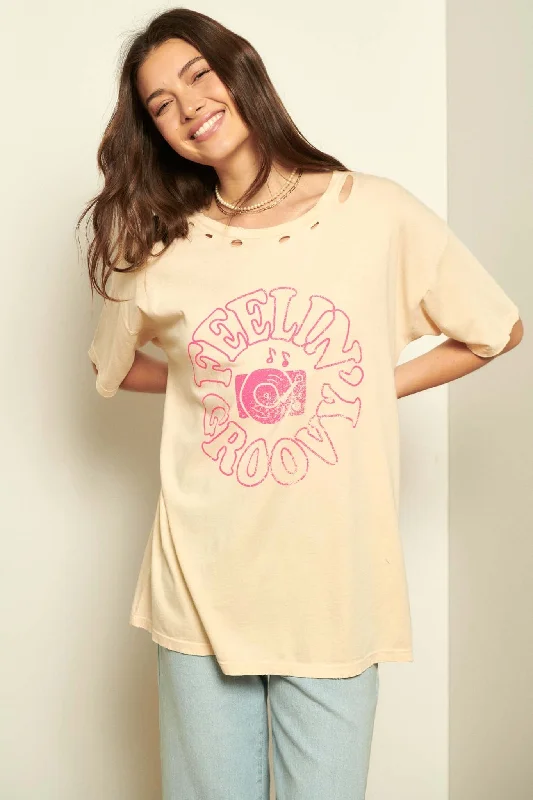 Feelin' Groovy Distressed Graphic Tee Graphic Embroidered Appliqued