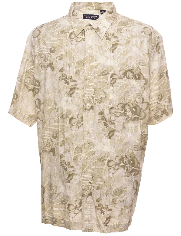 Foliage Short Sleeved Shirt - XL Zippered Front Buttoned Front Snap Front