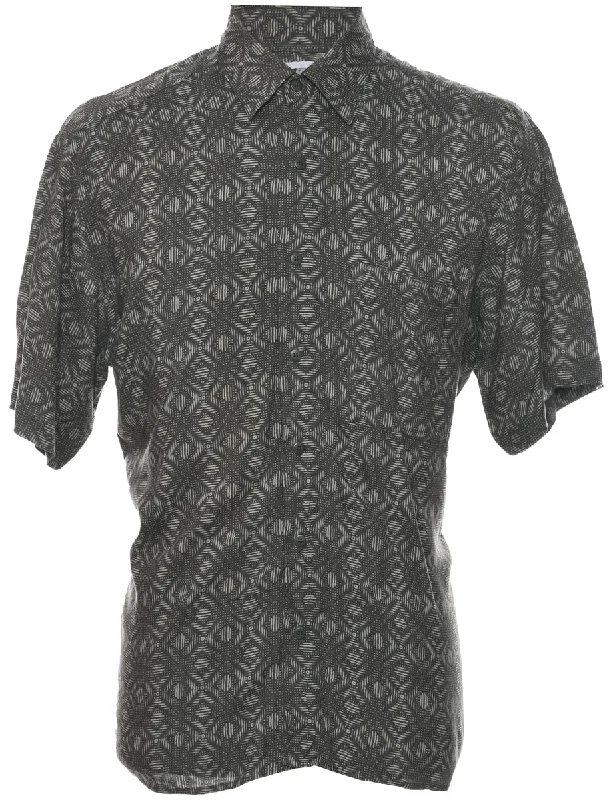 Geometric Pattern Hawaiian Shirt - M Zippered Buttoned Snapped